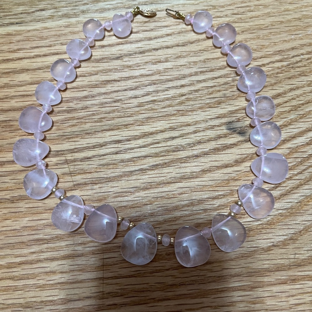 Elegant Natural Rose Quartz and 10K Gold Necklace